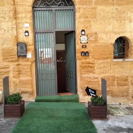 Atena Apartment